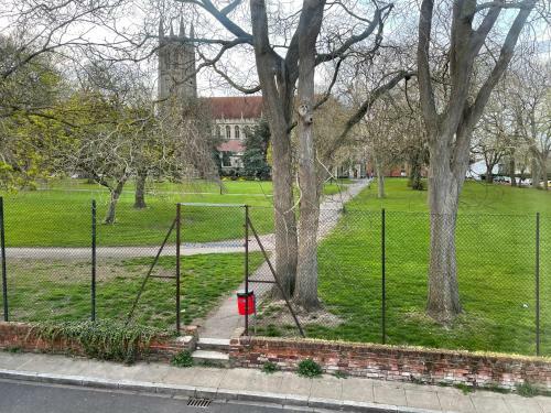 Apartamento Charming And Tranquil Space Close To All Amenities
