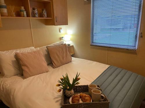Escape Rio1 Caravan Seasalter Beach Outdoor Pool