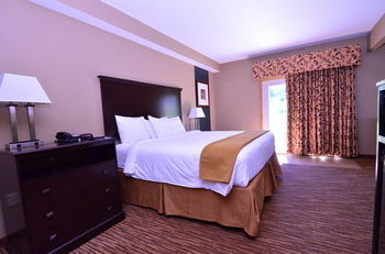 Hotel Boulders Inn & Suites - Denison