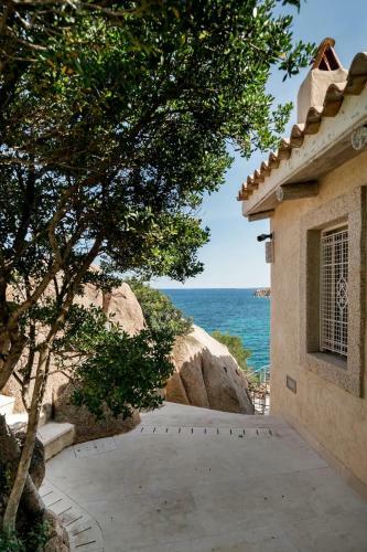 [villa Sul Mare] Con Piscina E Jacuzzi Privata