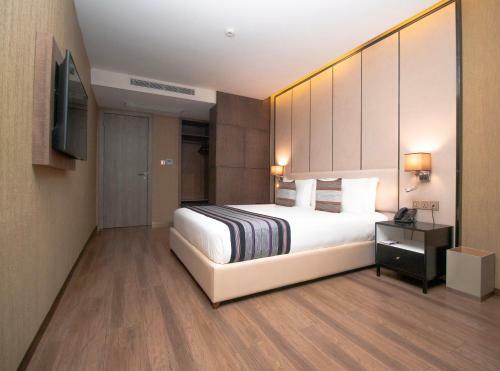 Hotel Ioka H�tel & Suites Lom�