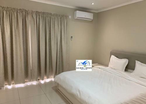 Exclusive Apartment In Handsworth - 4 Bedrooms