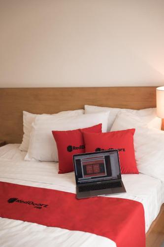Hotel Reddoorz Phan Anh Street