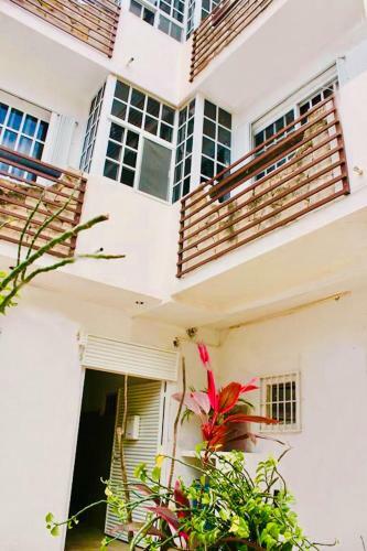 Bed & Breakfast 5th Avenue 3 People Balcony Apartment