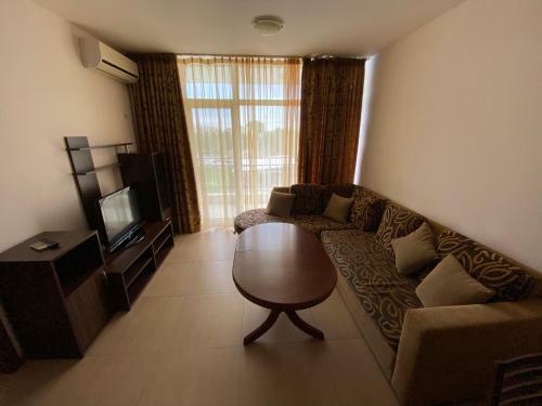Kamelia Grand Apartments