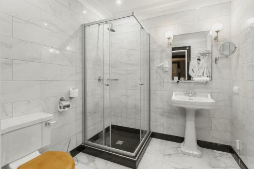 Hotel Wall Street By Ribas