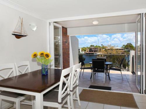 Maui 6 - Two Bedroom Apartment On Parkyn Parade
