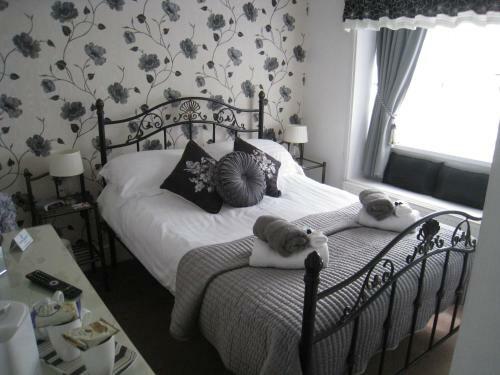 Hostal Rosebud Cottage Guest House
