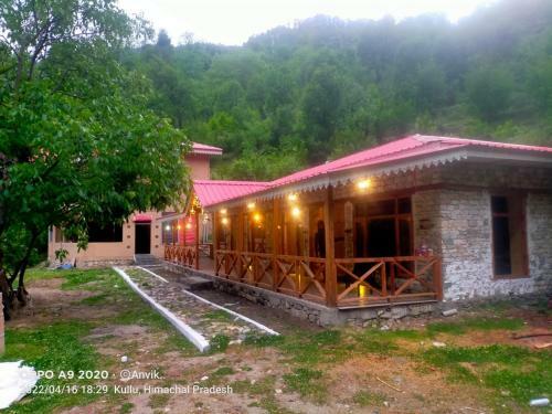 Lodge Zannat @ Tirthan