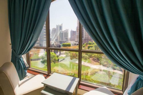 Classic 02 Br Apartment With Beach Access In Murjan 5, Jbr