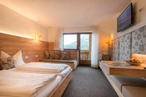Hotel Berggasthof H�usler