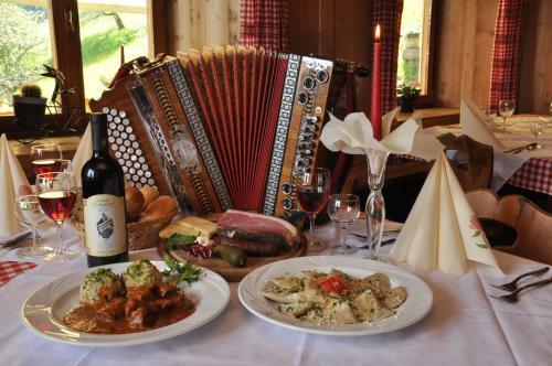 Hotel Berggasthof H�usler