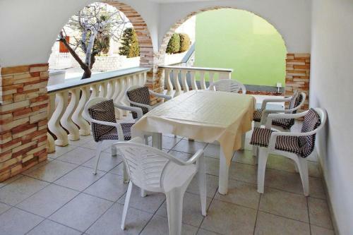 Apartment In Vir In A Beautiful Environment