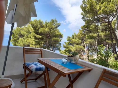 Peace And Quiet Apartment In Brela, Croatia
