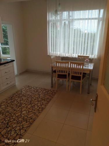 Apartamento Den?ze Sifir Muhte?em Da?re (4+1)
