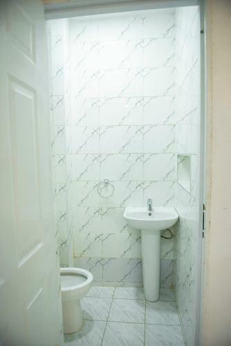 Cozy 3 Bedroom Apart - 24hrs Elect/wifi/security