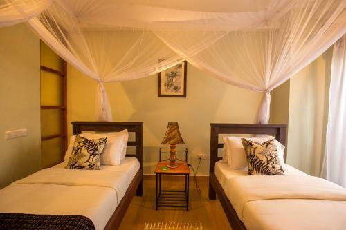 Hotel Amani Safari Lodge