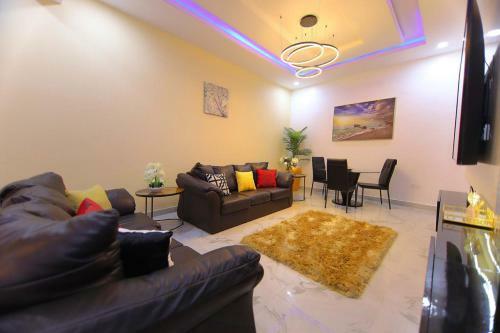 Apartamento Luxurious 2 Bedroom Shortlet, Midak Mews