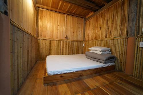 Kha B?n Homestay