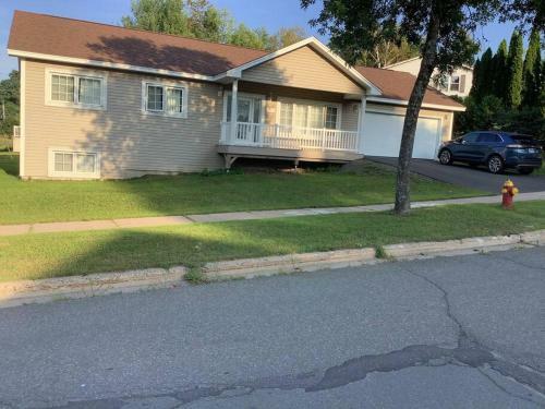 Apartamento Classy And Comfy 3-bedroom House.
