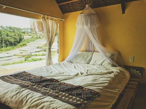 Lodge M�i L� Home & Cafe