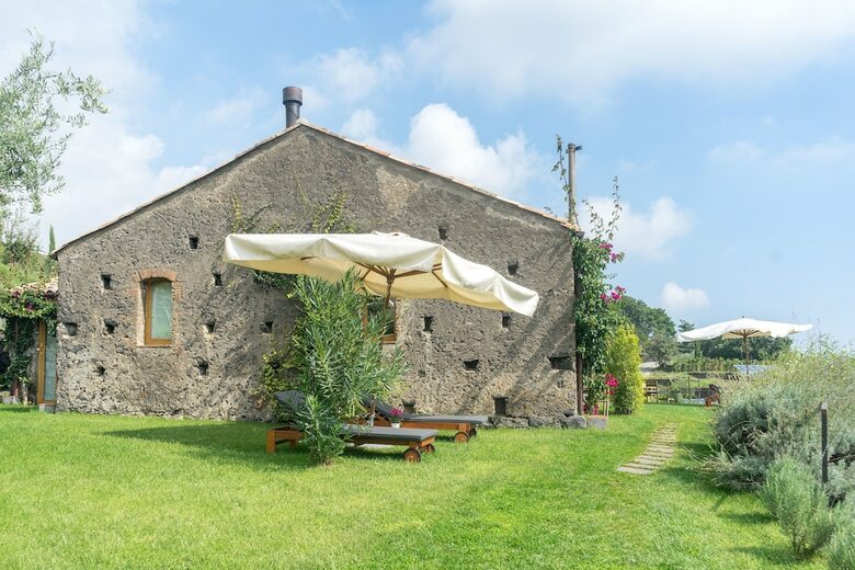 Agroturismo Monaci Delle Terre Nere