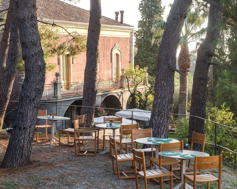 Agroturismo Monaci Delle Terre Nere