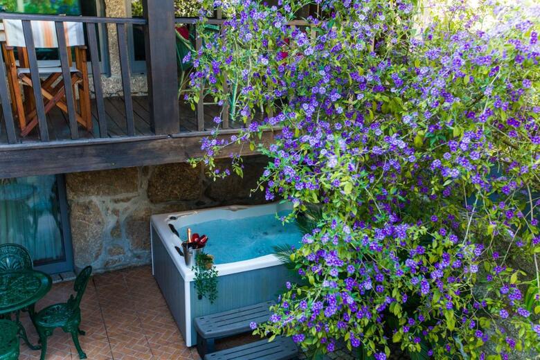 Pedra Bela - Cozy House W/ Private Jacuzzi @ Geres
