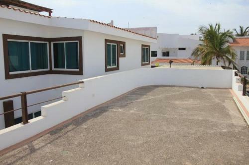 La Casa de La Playa Cerritos