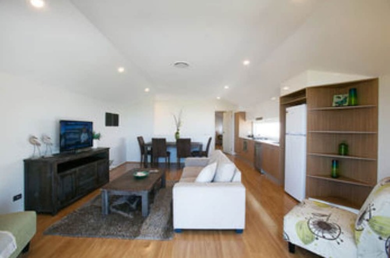 Caves Beachside Hotel