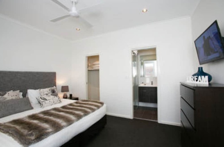 Caves Beachside Hotel