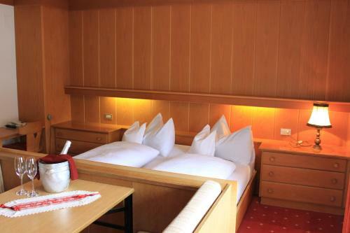 Hotel Albergo Alisander