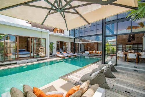 Villa Mango 2