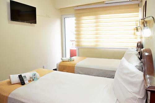 Hostal La Siesta Hotel