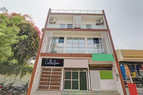 Hotel Capital O 88691 Phenix Elite