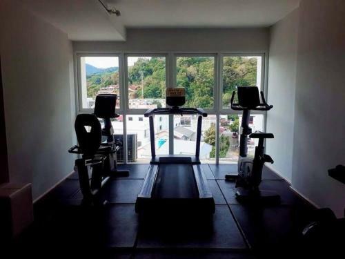 Apartamento Kata Beach Modern Studio Room With Rooftop Pool@ozone Condotel