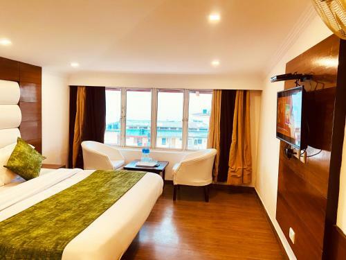 Hotel Royal Classic @ Mall Road Mussoorie