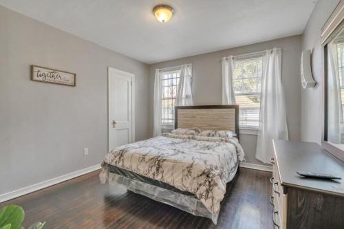 Hostal Comfy Pet Friendly Home In Jacksonville Mins To Downtown?s