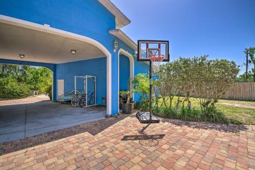 Tropical Villa Screened Porch And Water View!