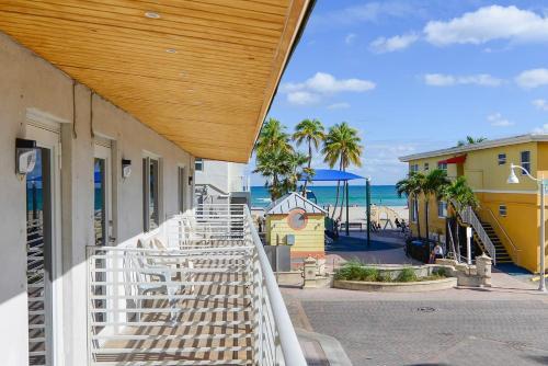 Apartamento Amazing 1 Bedroom With Pool Steps From The Beach #44