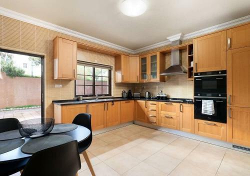 Algarve Luxury Home With Private Heated Pool