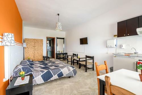 Hostal Angela Apartments New Listing