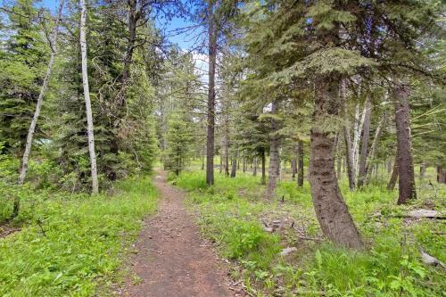 Magic Mccall Cabin And Studio For Larger Groups