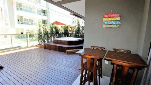 1086 - Apartamento T�rreo Com Jacuzzi No Centro de Bombinhas