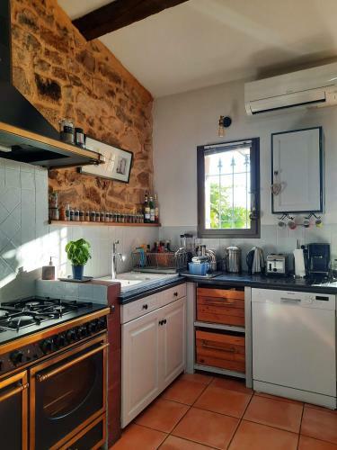 Maison Situ�e Entre N�mes, Uzes Et Ales