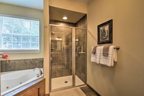 Apartamento Spacious Branson Condo About 3 Mi To Downtown!