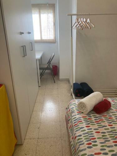 Habitaci�n Con Ba�o Compartido Cerca Del Metro