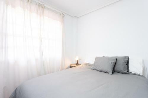 Apartamento Oceanfront Parque Albatros 214b