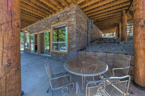 Quiet Ruidoso Cabin Wraparound Deck And Grills