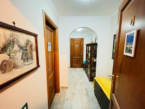 Costa Del Gallo A 4-bed Cottage In Sulmona